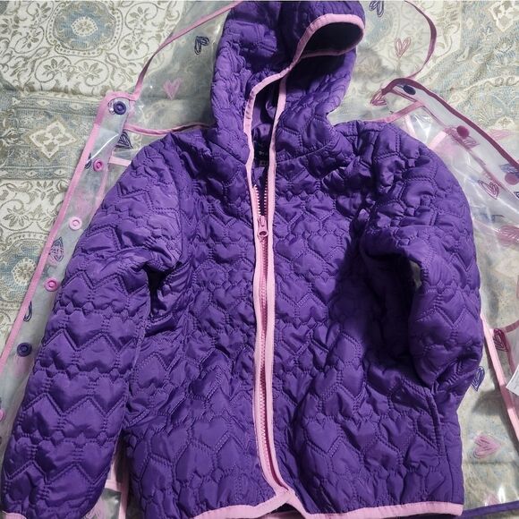 Girl's 4-5years Lot of 7 Pieces Raincoat, Coat, 2 L/slvT-shirts,Sweater, 2Pants - Picture 3 of 16